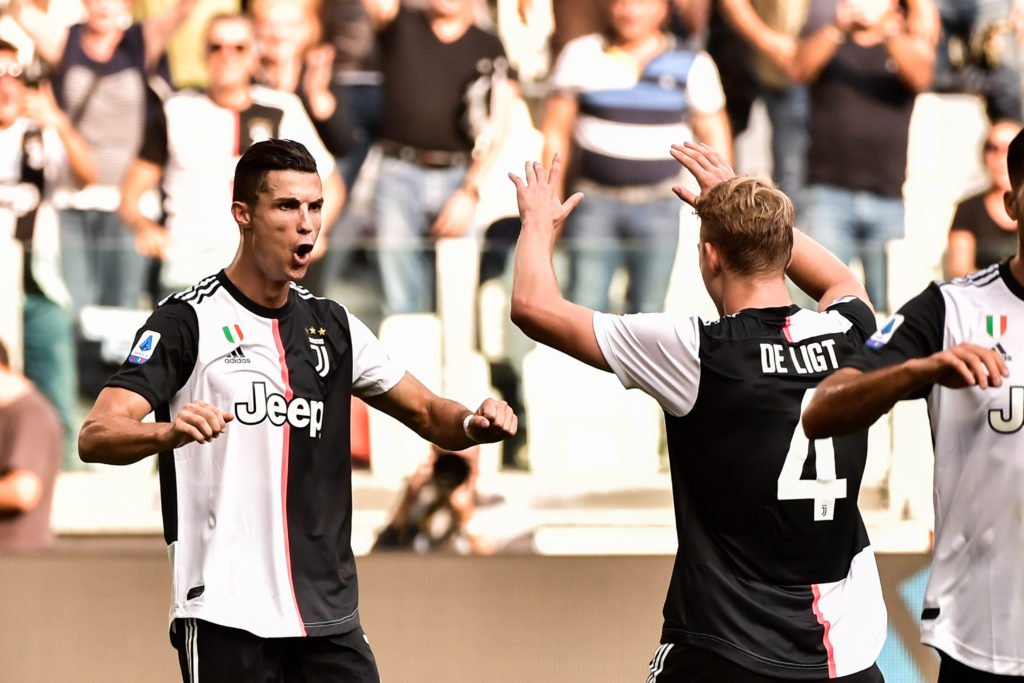 Vidéo - Le joli but de Cristiano Ronaldo avec la Juventus 1 Icon LP 10386190