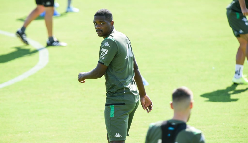 Seleção - William Carvalho pourrait être indisponible 1 Icon ecommerceFotos eCommerce2 99471183