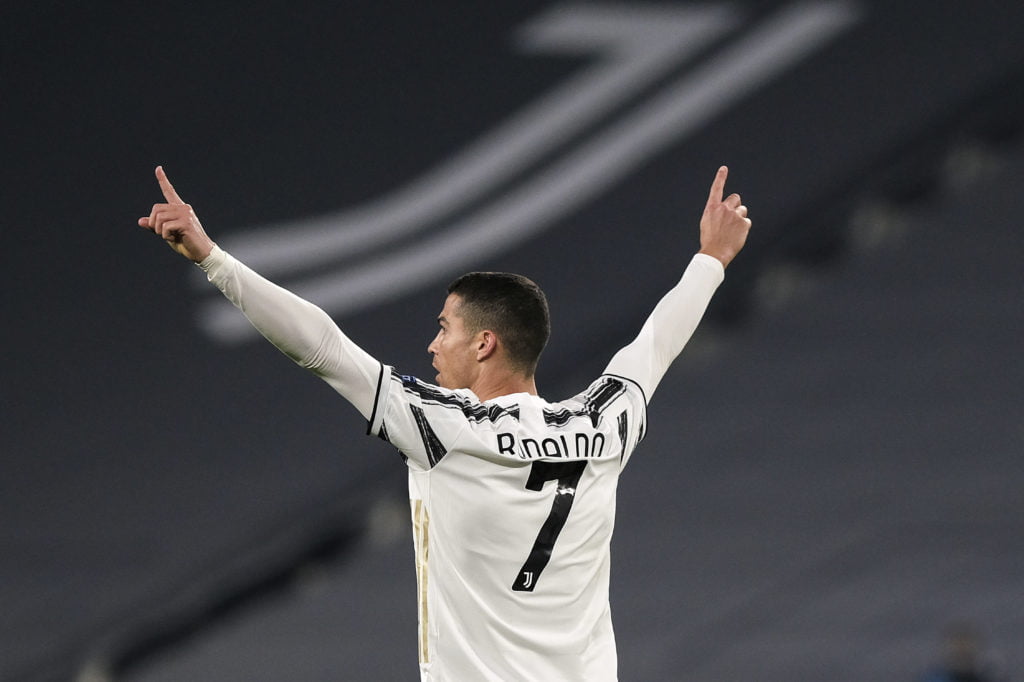 A l'étranger : Cristiano Ronaldo a marqué son 750e but 1 Icon sipausa 31534649
