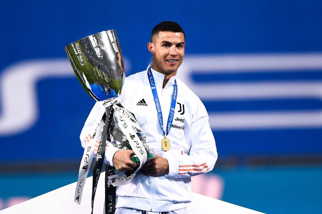 A l'étranger : Un trophée et un record de plus pour Cristiano Ronaldo 1 Icon sipausa 32053731