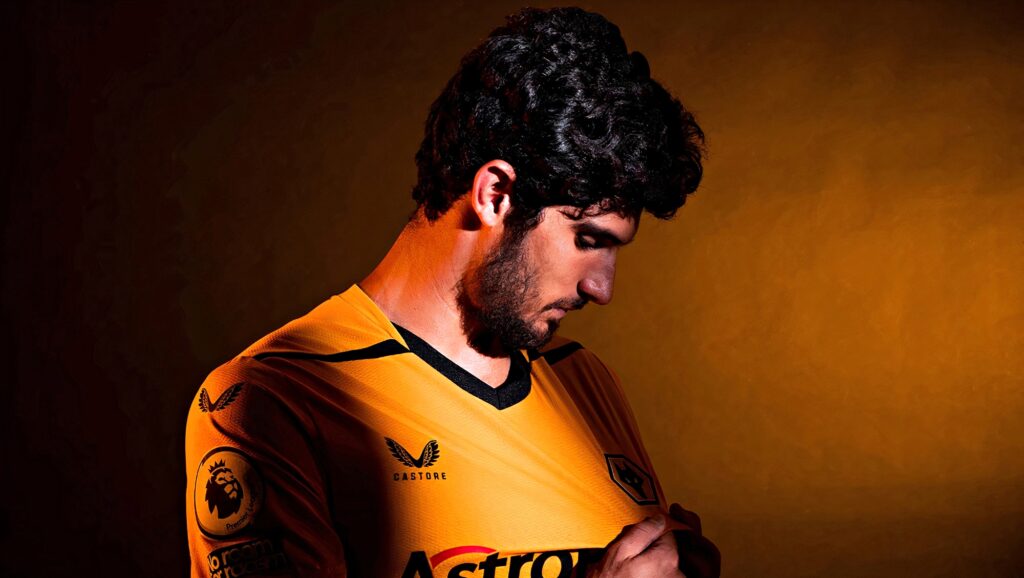 Mercato : Gonçalo Guedes signe à Wolverhampton 1 FZquAPvWQAMYKt4 1