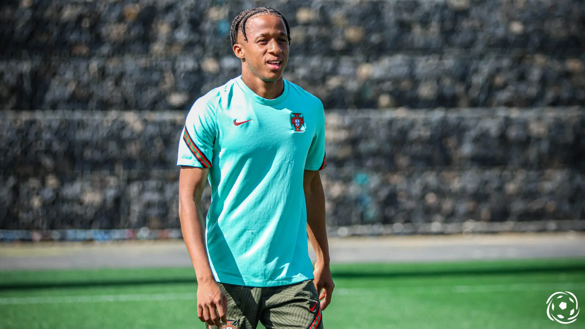 Le Barça prépare une offre de 25 millions pour cette pépite du Portugal 3 Cardoso Varela Porto Portugal