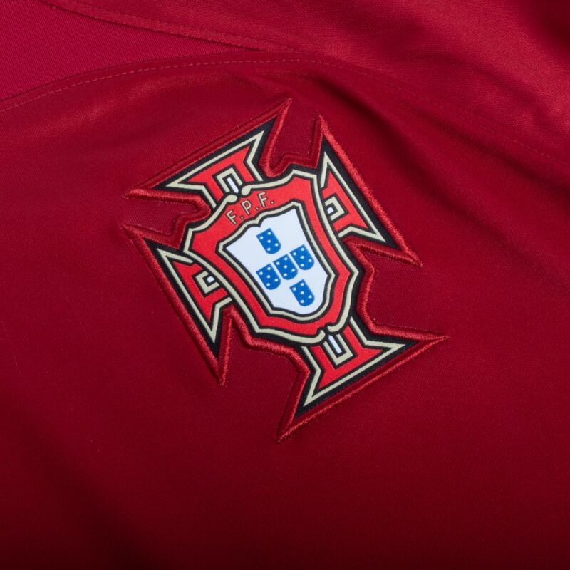 Voici ce à quoi vont ressembler les maillots du Portugal pour la Coupe du Monde 2026 3 maillot portugal