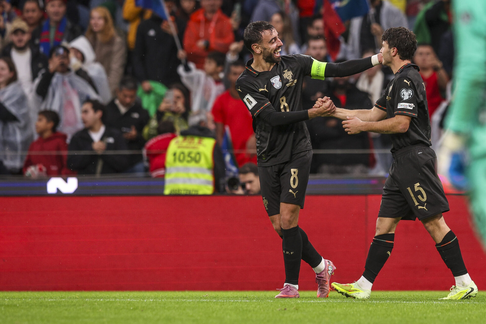 Roberto Martinez dévoile une drôle d'anecdote autour du coup-franc de João Neves avec le Portugal 2 Portugal Coup-franc João Neves