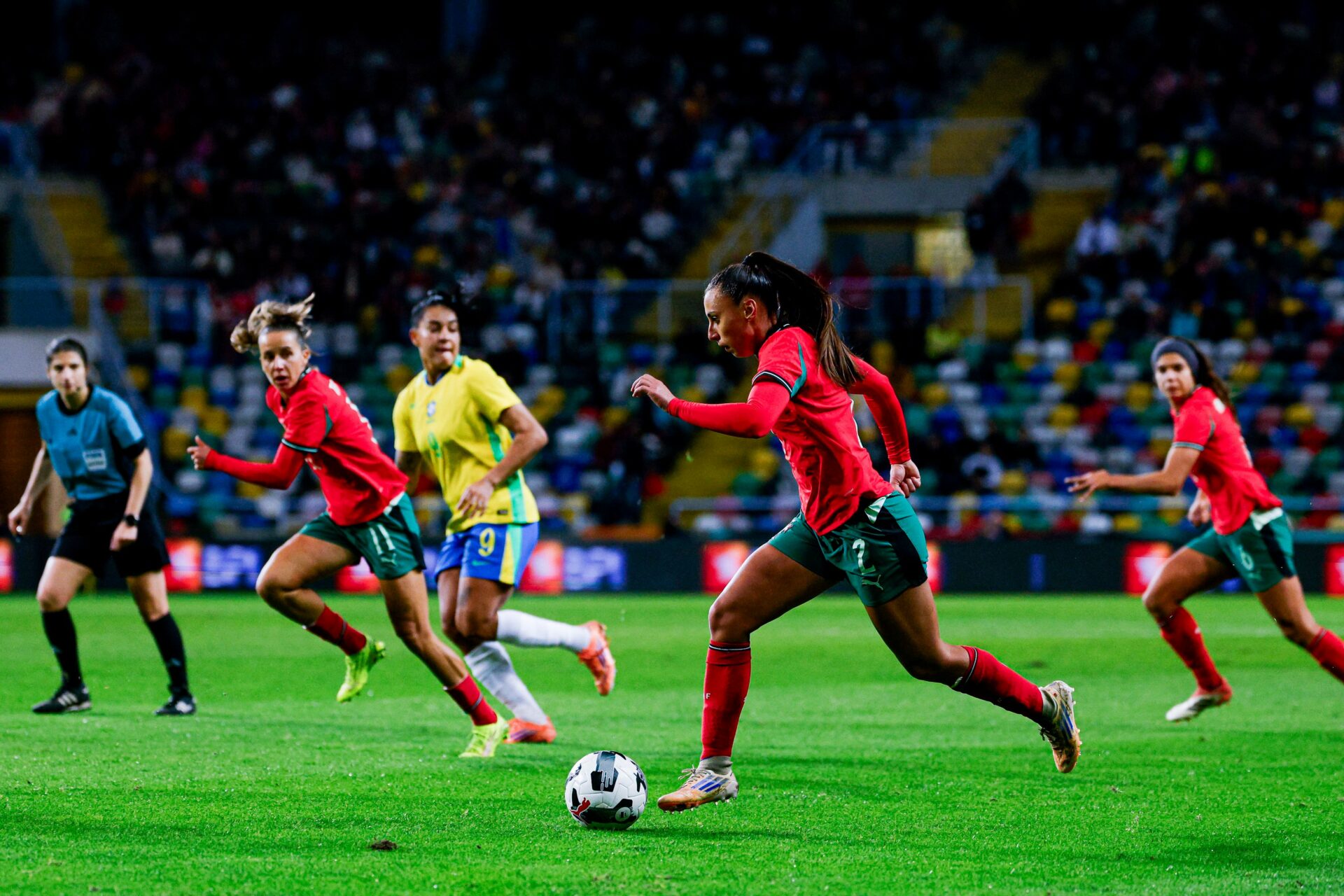 L'équipe féminine du Portugal prend une claque contre le Brésil : "Ça fait partie de notre processus de progression" Portugal brésil Coupe du Monde