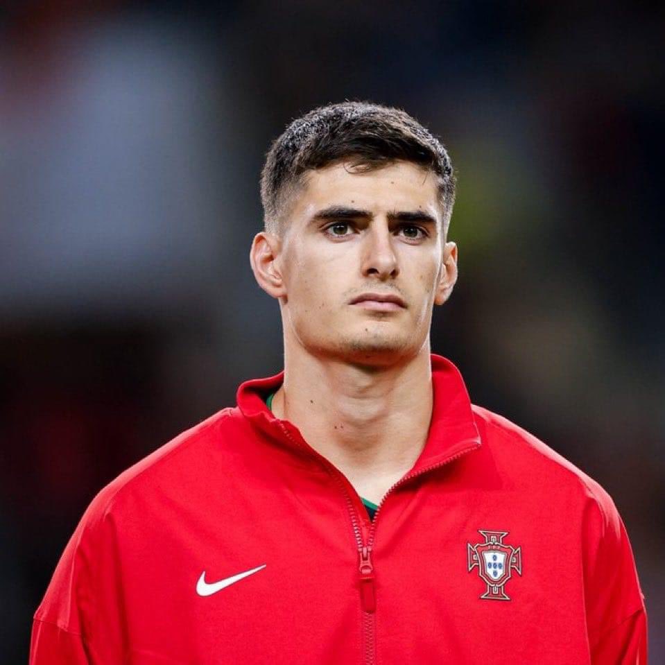 Antonio Silva portugais Benfica