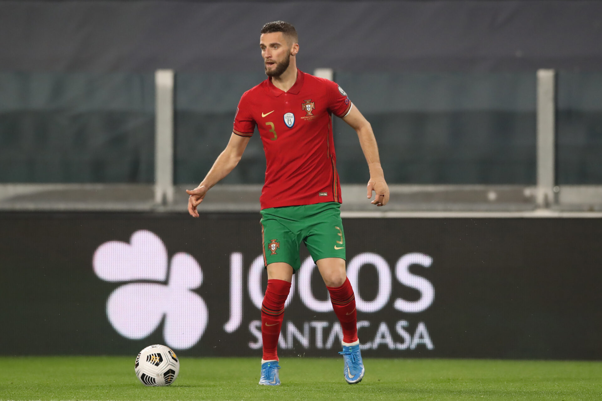 Saison déjà terminée pour l'international portugais Domingos Duarte, victime d'une grave blessure Domingos Duarte portugais