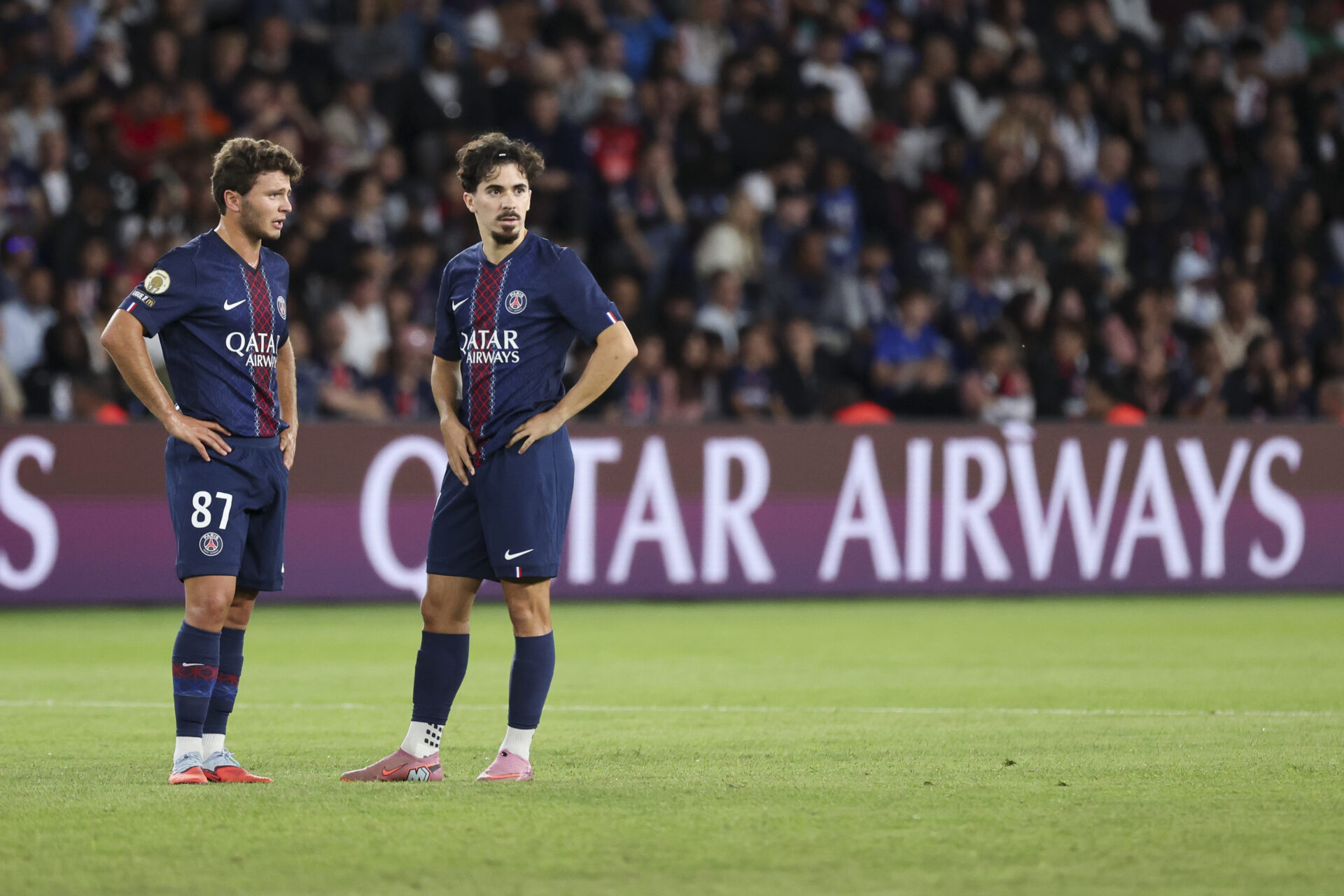 João Neves PSG Vitinha